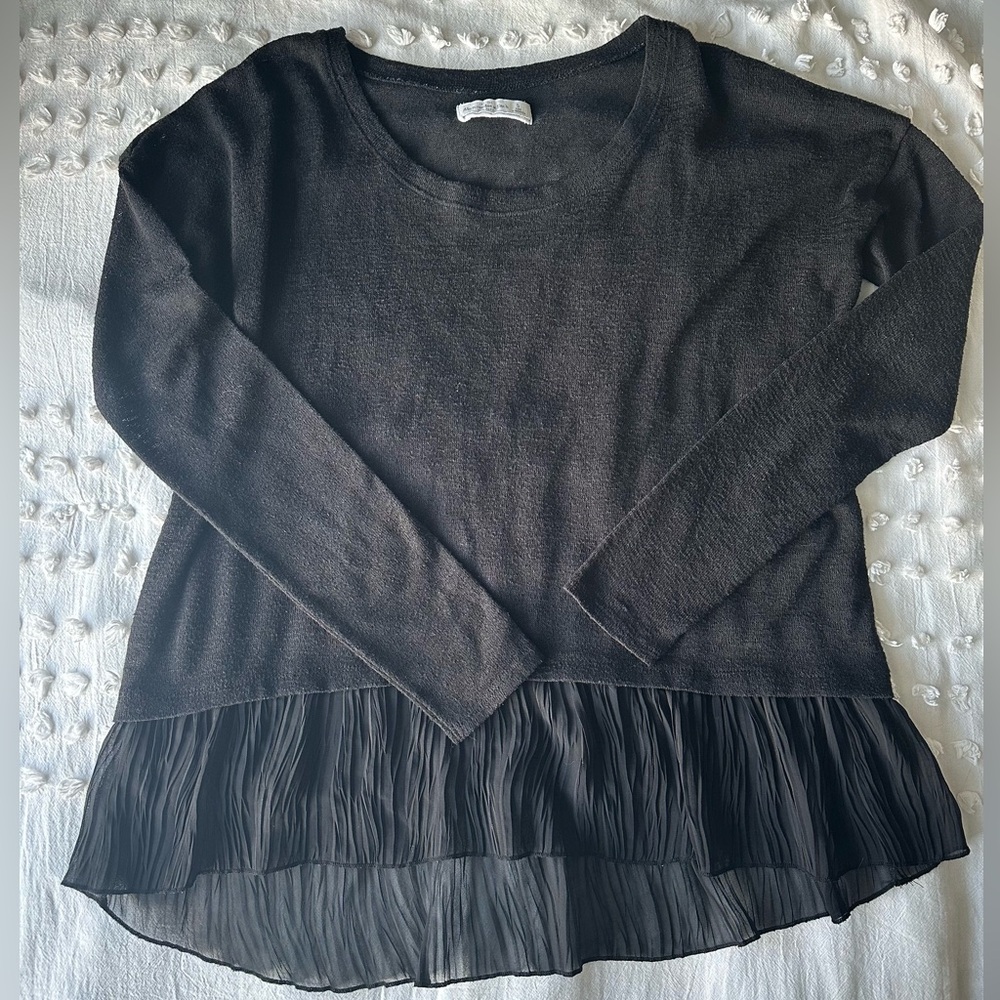 Abercrombie & Fitch Black Pleated Hem Blouse